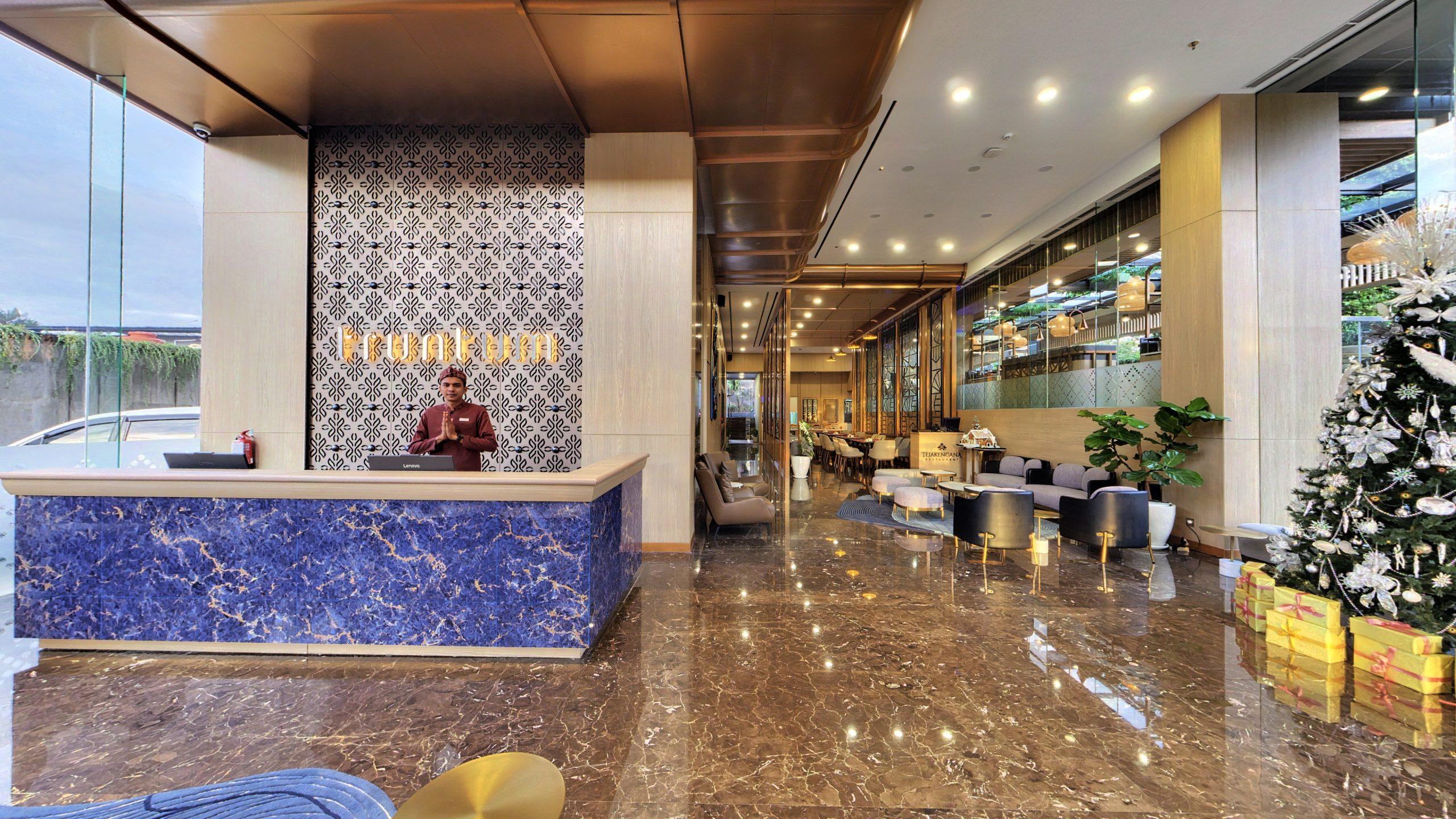 Lobby 1