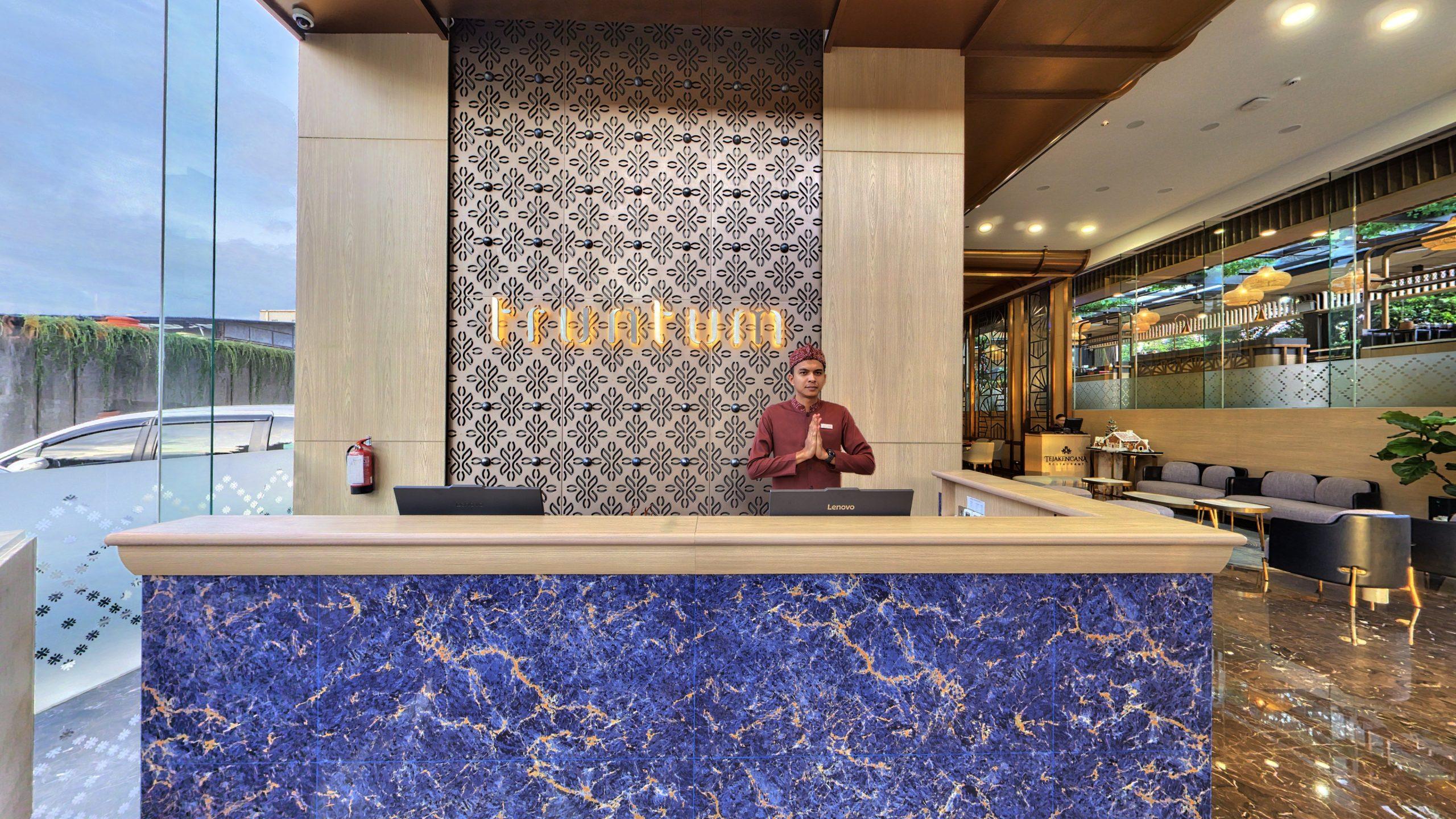Lobby 3